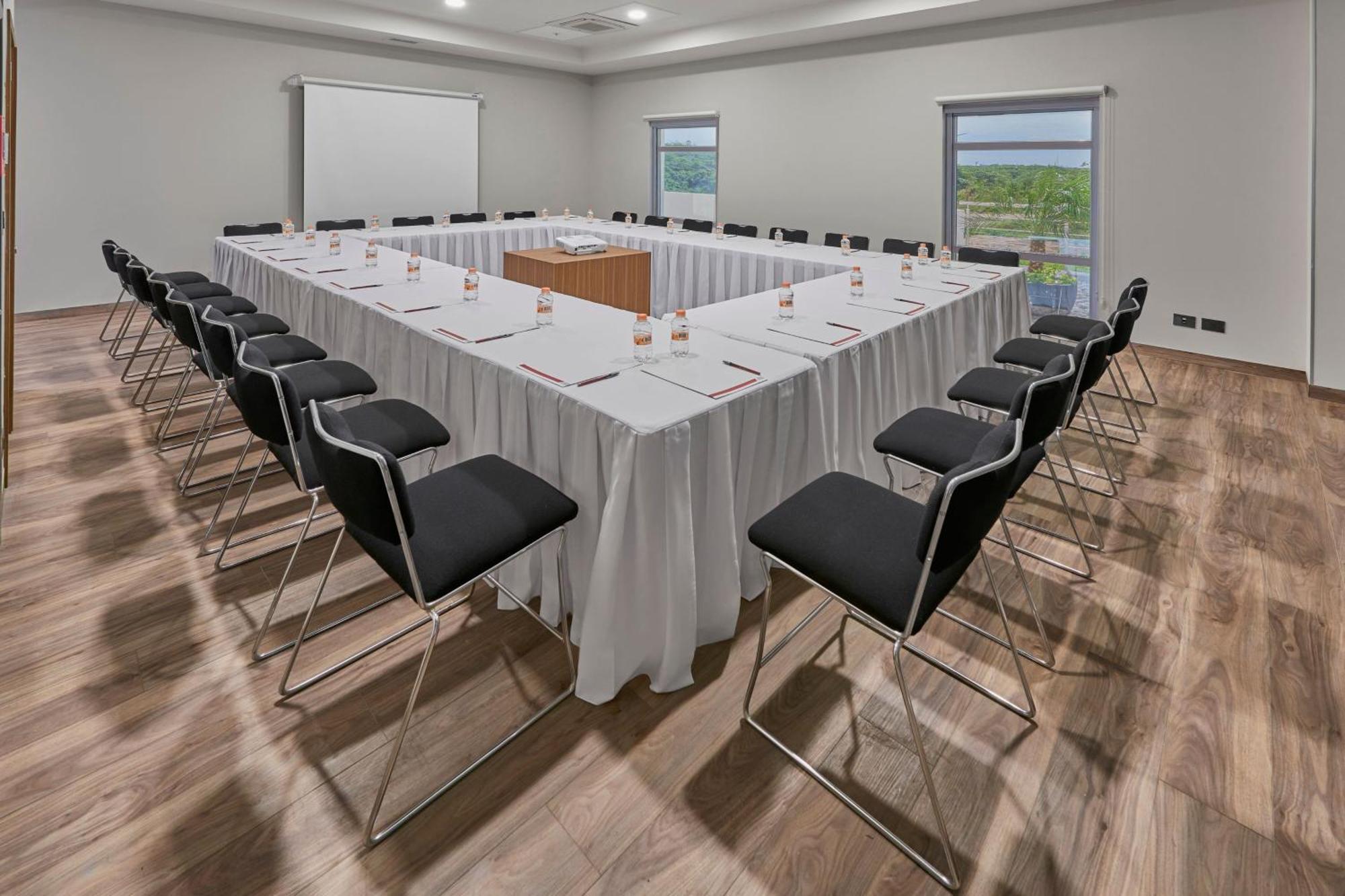 City Express Suites By Marriott קאבו סן לוקאס מראה חיצוני תמונה