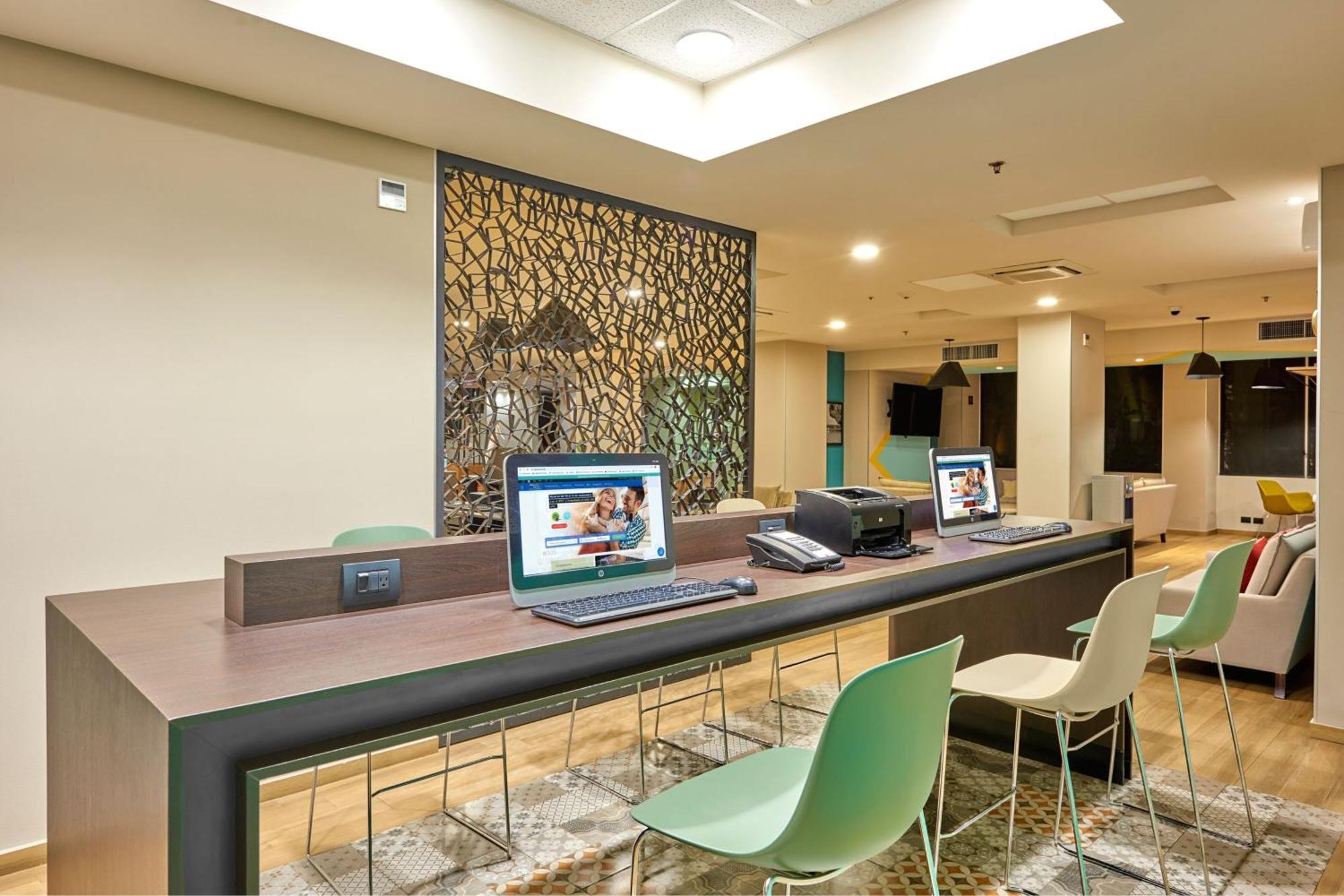 City Express Suites By Marriott קאבו סן לוקאס מראה חיצוני תמונה